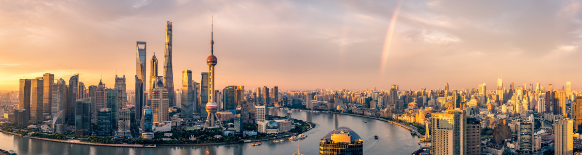 Skyline Lujiazui in Shanghai - Ostchina