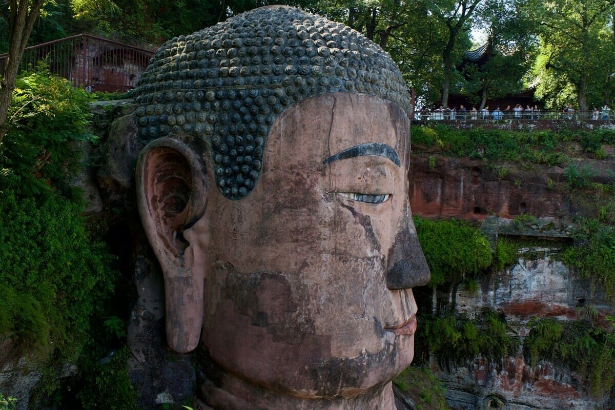 Der Riesenbuddah in Leshan, Sichuan, Südwestchina